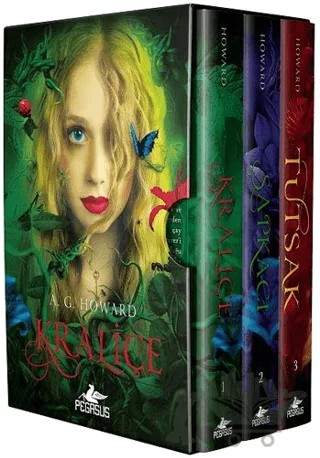 Kraliçe Serisi Kutulu Özel Set (3 Kitap) – A. G. Howard – Pegasus Yayınları kitap kapağı