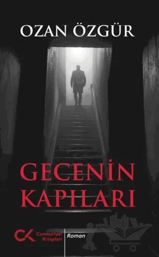 Gecenin Kapıları – Ozan Özgür – Cumhuriyet Kitapları kitap kapağı