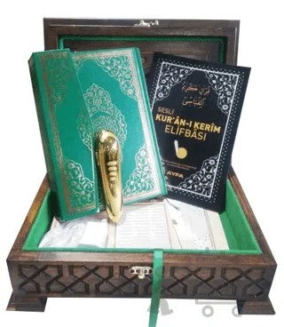 Ahşap Cami Boy Kalem Kuranı Kerim Seti V 6.1-16GB- Lüx Ahşap Kutu – Kolektif – Ayfa Basın Yayın kitap kapağı