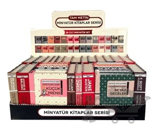 Minyatür Kitaplar Serisi (28 Kitap Takım) – Kolektif – Martı Yayınları kitap kapağı