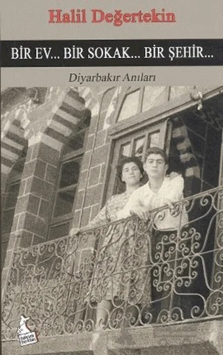 Bir Ev Bir Sokak Bir Şehir – Halil Değertekin – Kanguru Yayınları kitap kapağı