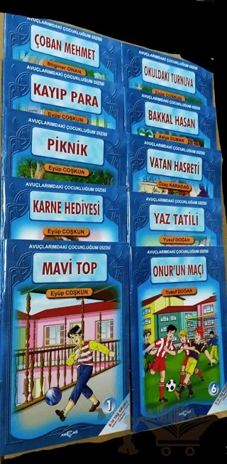 Avuçlarımdaki Çocukluğum Dizisi 8-12 Yaş (10 Kitap Takım) – Eyüp Coşkun – Akçağ Yayınları kitap kapağı