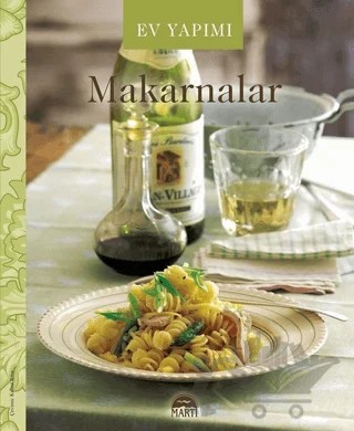 Ev Yapımı Makarnalar – Kolektif – Martı Yayınları kitap kapağı
